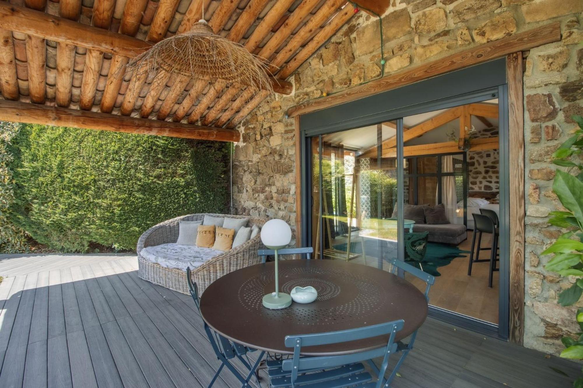 La Chomotte Hotel Saint-Alban-d'Ay Kültér fotó